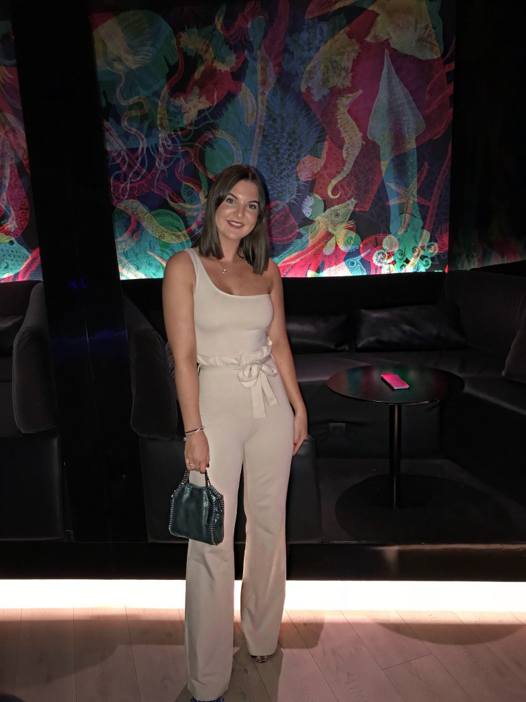 Facetune_02-09-2018-22-27-56